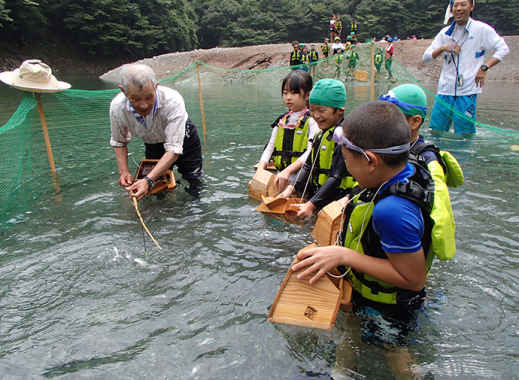 伝統漁法が伝える昔の宮川　大杉谷自然学校 にききました【三重県】