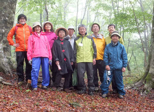 合宿：世界谷地原生花園散策と伝統的な藍染め体験